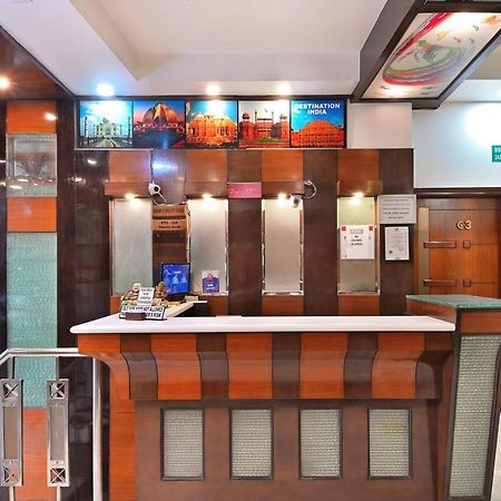 Hotel Aster Inn New Delhi Exteriör bild