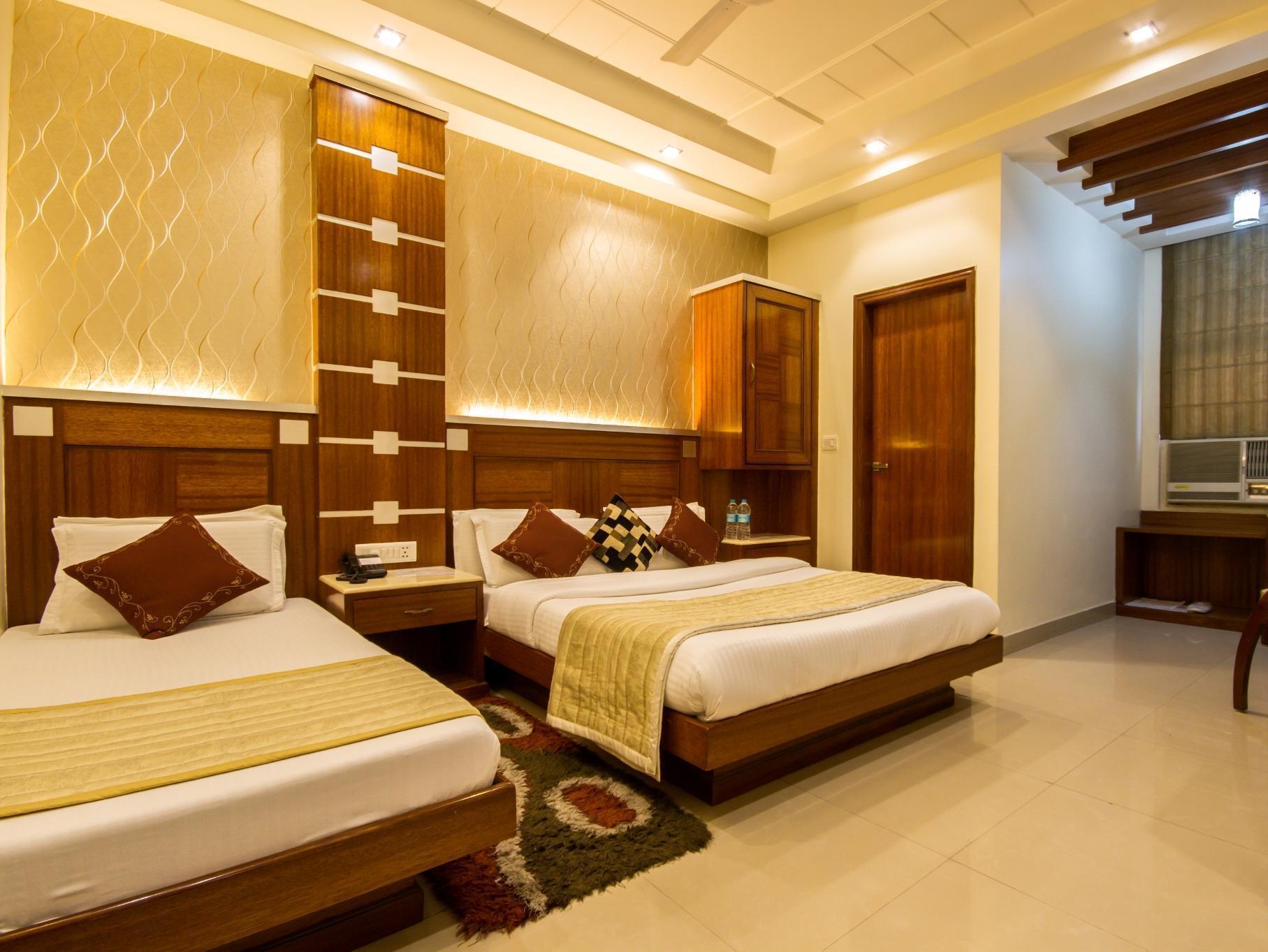 Hotel Aster Inn New Delhi Exteriör bild