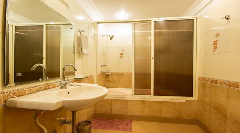 Hotel Aster Inn New Delhi Exteriör bild